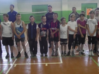 День защиты детей в Алексеевском. Соревнования по бадми...
