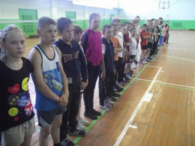День защиты детей в Алексеевском. Соревнования по бадми...