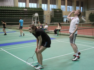 Чемпионат РТ по бадминтону 2014 - парный и смешанный ра...