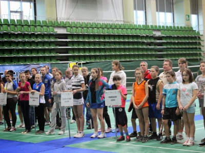 Чемпионат Республики Татарстан по бадминтону 2014 - оди...