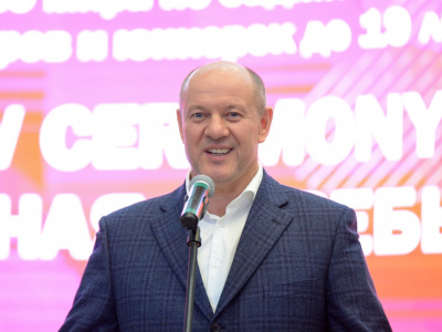 Жеребьевка Первенства мира по бадминтону до 19 лет в ТЦ "Мега"